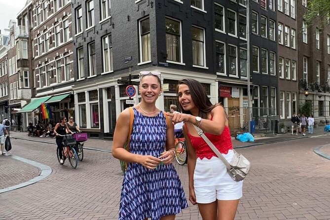 4Hrs With a Local in Amsterdam: Full Private & Personalized Tour. - Guide Qualities