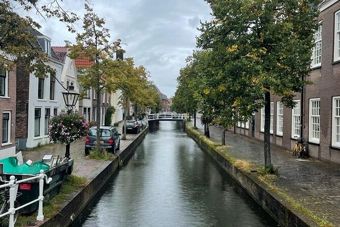90 Minutes Walking Tour and Escape Room in Leiden