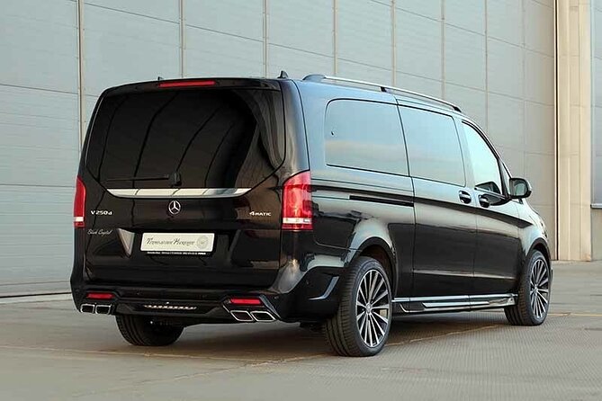 Amsterdam Airport Private Arrival Transfer by Luxury Van