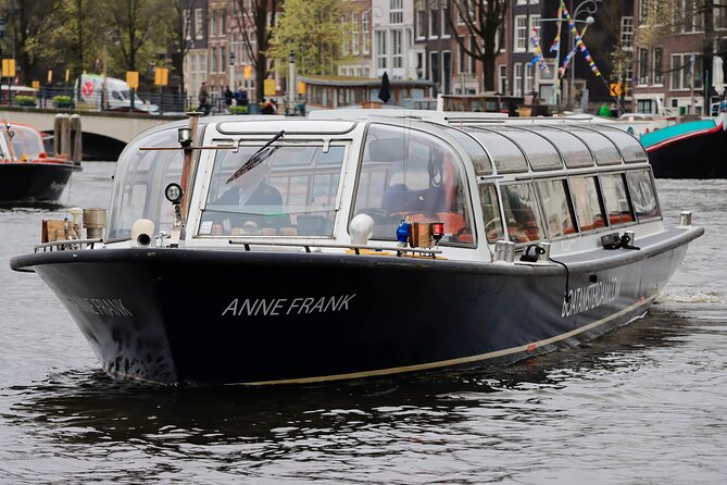 Amsterdam Canals Boat Tour With Audio Guide - Tour Highlights