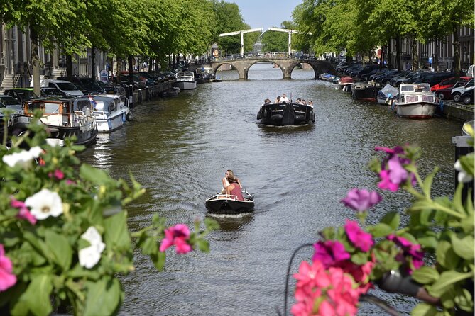 Amsterdam: Walking Tour Canals, Heineken, Rijksmuseum & More!
