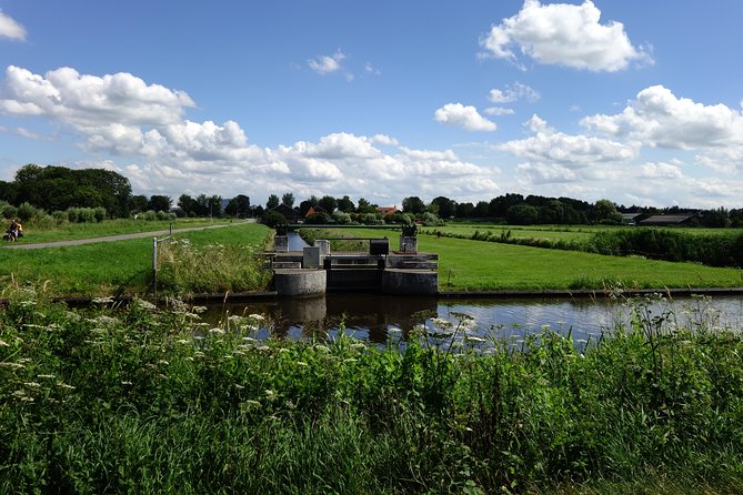 Countryside Bike Tour From Amsterdam: Windmills and Dutch Cheese - Booking and Cancellation Policy