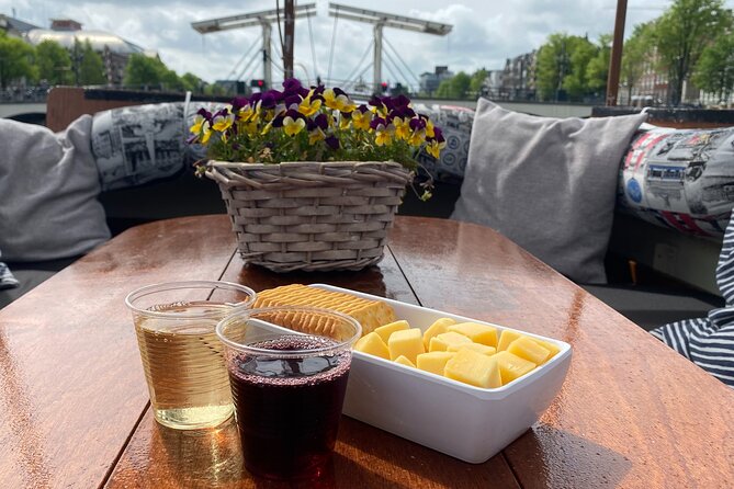 Dutch Cheese and Drinks Guided Amsterdam Boat Tour - Tour Highlights