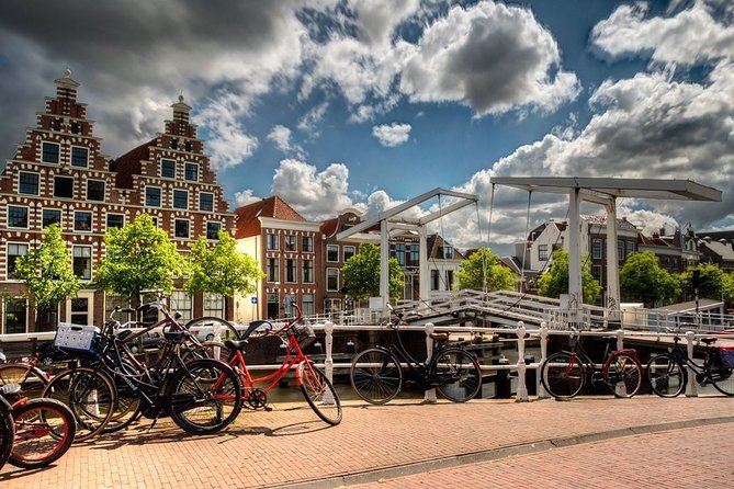 Haarlem Old Town Private Walking Tour - Tour Highlights