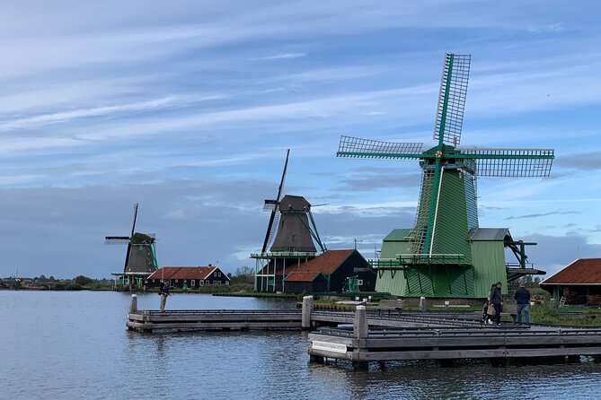 Zaanse Schans and Giethoorn Small-Group Tour With Hotel Pick up - Tour Highlights