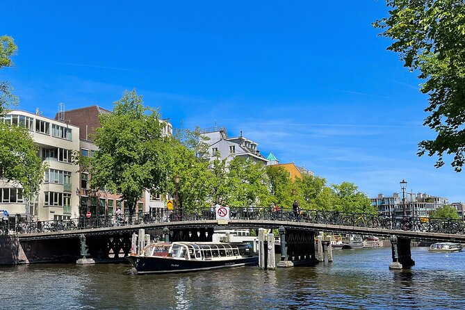 75 Minutes Canal Cruise Highlights of Amsterdam - Iconic Landmarks Spotted