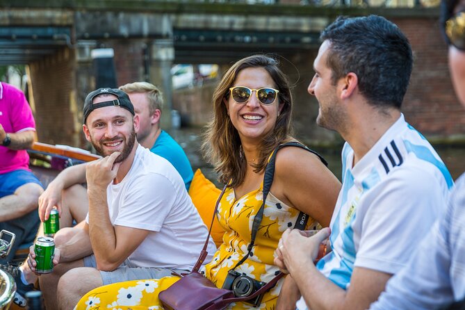 Amsterdam 1-Hour Canal Cruise With Live Guide - Expectations and Policies