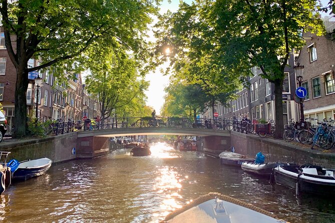 Amsterdam: Canal Cruise With a German Guide and Unlimited Drinks - Booking & Policies