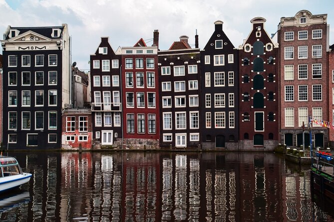 Amsterdam Scavenger Hunt and Best Landmarks Self-Guided Tour - Scavenger Hunt Details