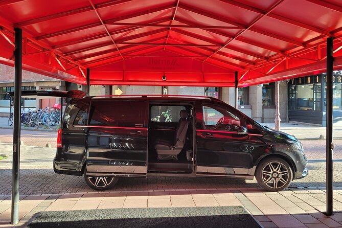 Private Arrival Transfer: Schiphol Airport Amsterdam - Meeting and Pickup Information