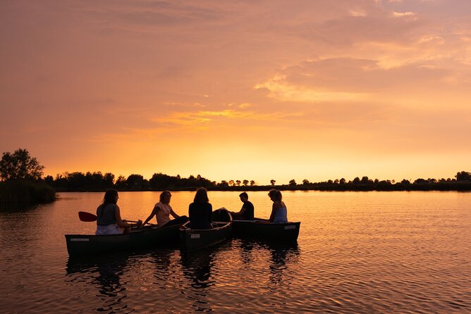 Small-Group Guided Sunset Canoe Tour in Waterland With Dinner - Traveler Experiences