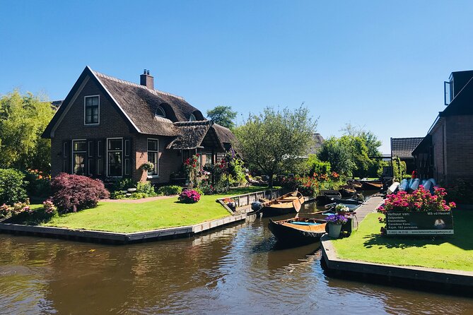 Zaanse Schans and Giethoorn Small-Group Tour With Hotel Pick up - Booking Information