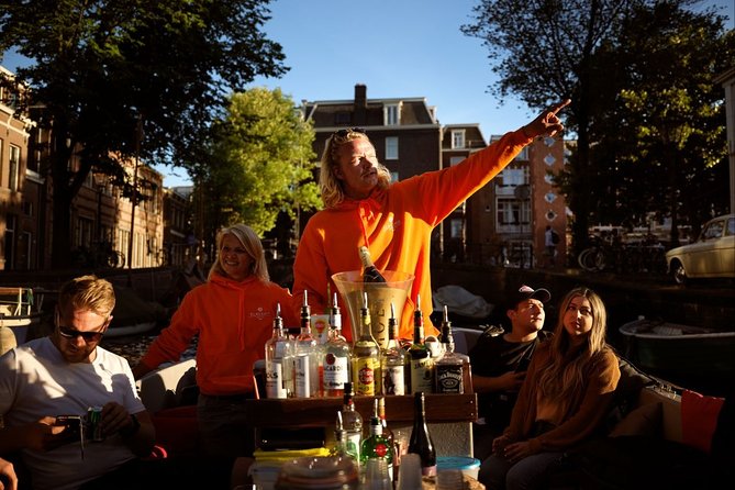 Amsterdam Evening Canal Cruise With Live Guide and Onboard Bar - Positive Experiences Shared