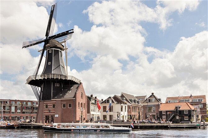 Haarlem: Canal Cruise Spaarne Mill to Mill - Expectations and Accessibility Details