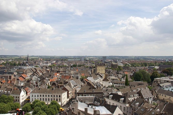 Maastricht Private Walking Tour With A Professional Guide - Customer Reviews