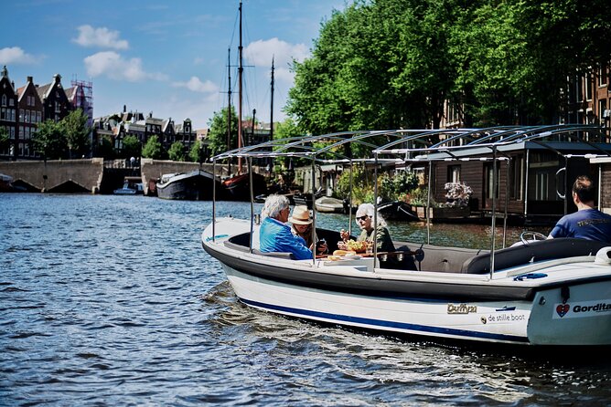 Private Family Tour Through the Small Canals of Amsterdam - Meeting and Pickup Information