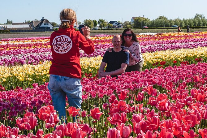 Tour to Giethoorn and Keukenhof Tulip Fields From Amsterdam - Private Transfer: Seamless Journey