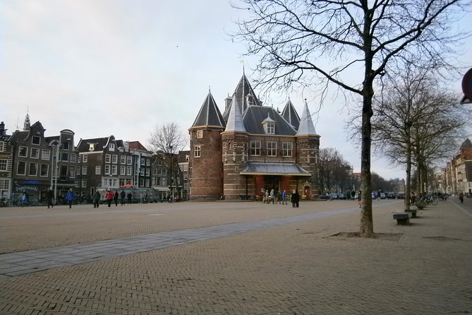 Walking Tour of 2 Hours of the Highlights of Amsterdam - Expectations and Requirements