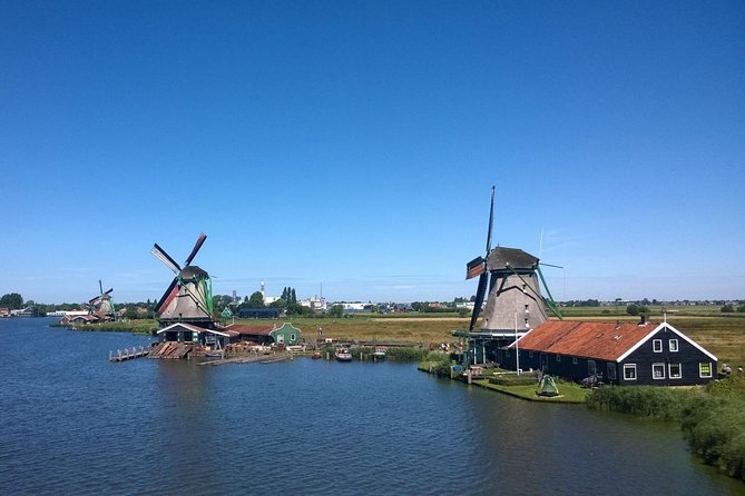 Zaanse Schans Windmills Private Tour From Amsterdam Airport - Tour Logistics