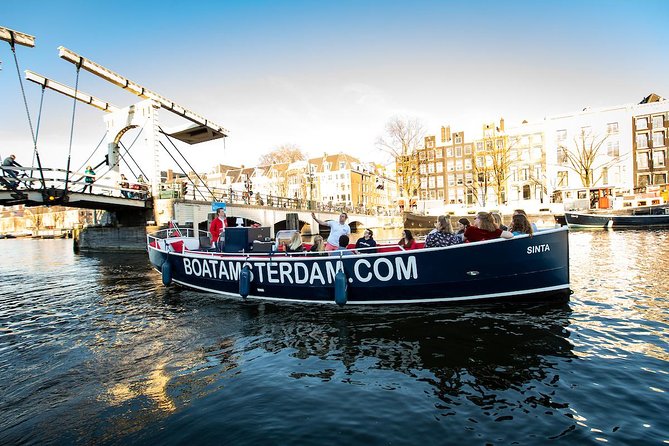 Amazing Open Boat Amsterdam Canal Cruise With Two Drinks Incl. - Logistics and Accessibility