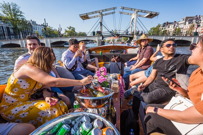 Amsterdam 1-Hour Canal Cruise With Live Guide - Company Background and History