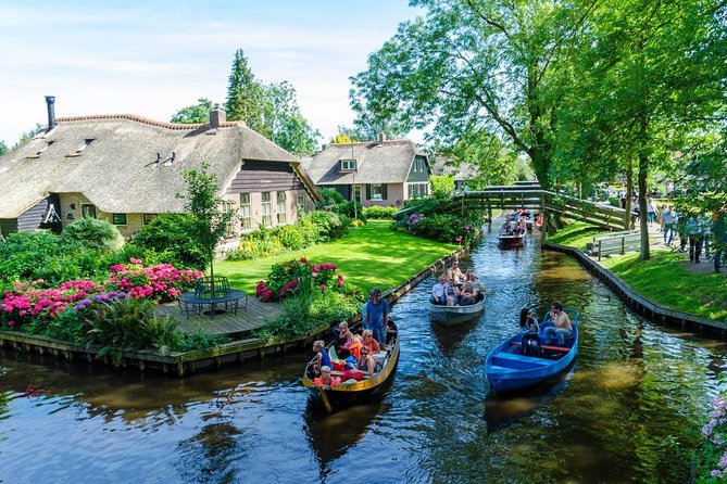 Giethoorn Day Private Tour - Flexible Booking Options