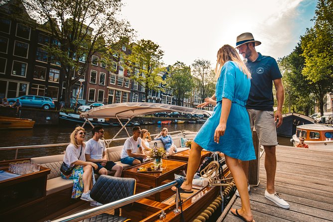The Ultimate Amsterdam Canal Cruise - 2hr - Small Group With Drinks & Snacks - Customer Engagement Details