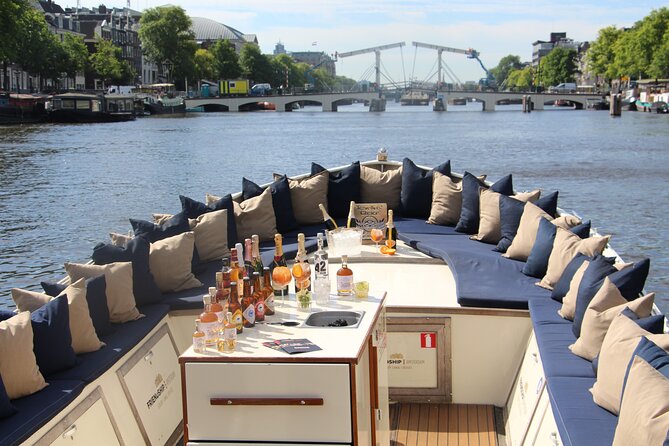 Amsterdam Open Boat Canal Cruise With Onboard Bar - Onboard Bar Amenities