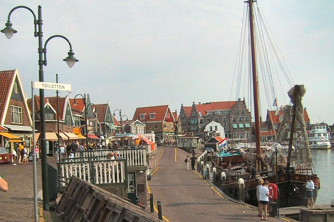 Day Trip From Amsterdam to Zaanse Schans Windmills and Volendam - Customer Testimonials