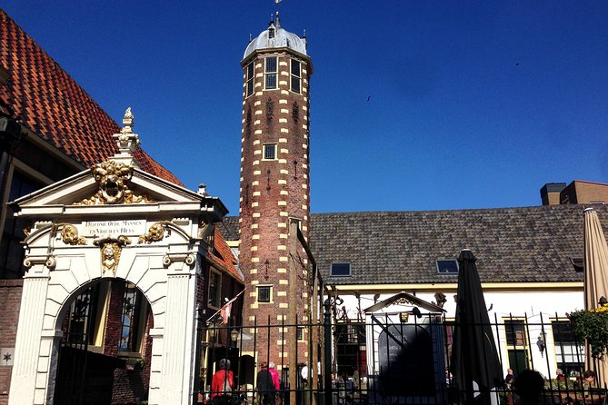 Small Group Alkmaar City Walking Tour *English* - Meeting and End Points