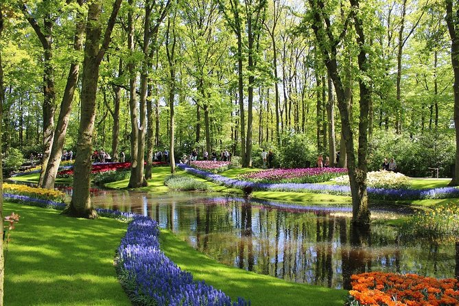 Tour to Giethoorn and Keukenhof Tulip Fields From Amsterdam - Customizable Excursions: Tailored Experiences