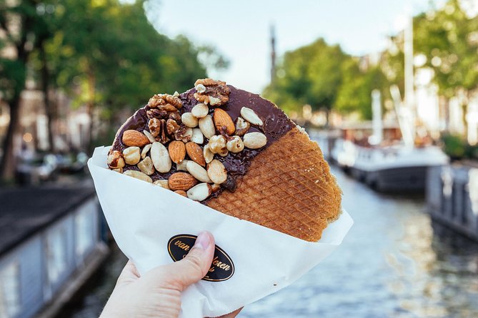 Amsterdam Private Food Tour With Local Including 6 or 10 Tastings - Guide Interaction and Customer Experience