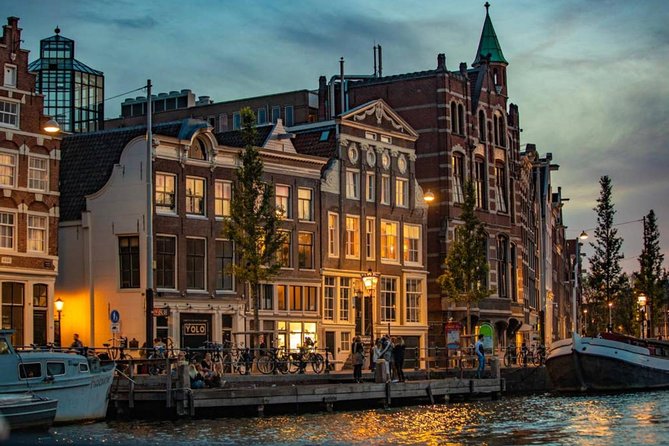 Amsterdam Small-Group Canal Cruise Including Snacks and Drinks - Additional Traveler Information
