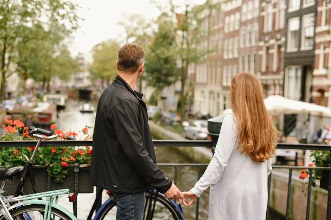 Personal Travel and Vacation Photographer Tour in Amsterdam - Tips for a Successful Photo Session