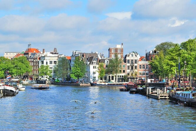 75 Minutes Canal Cruise Highlights of Amsterdam - Just The Basics