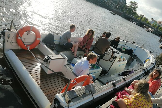 Amsterdam: Open Air Winter Booze Cruise - Additional Policies and Information