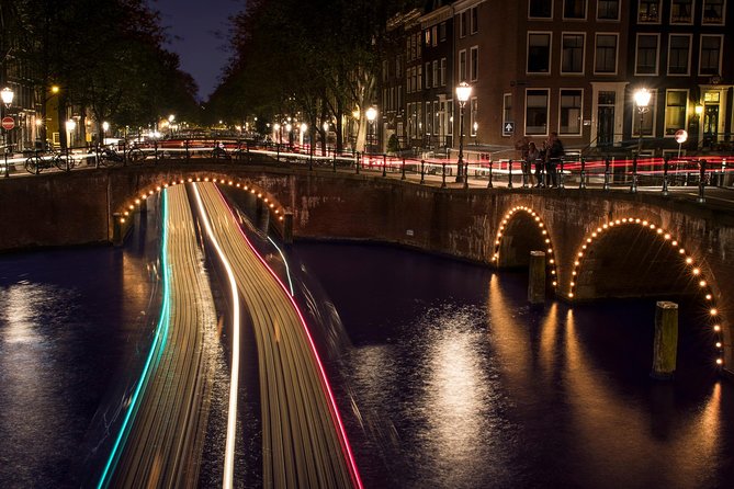 Private Amsterdam Photography Tour With a Professional Photographer - Traveler Experience