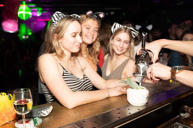Amsterdam: Central Pub Crawl and Nightlife Experience - Experience Details