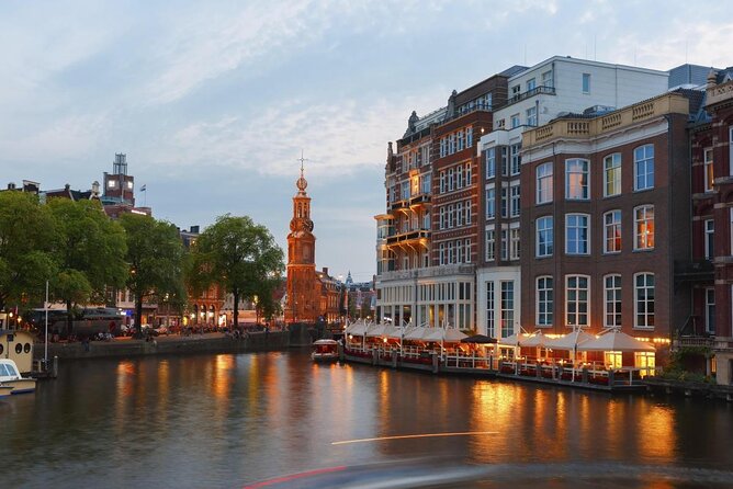 Amsterdam: Covered Light Festival Cruise With Unlimited Drinks - Just The Basics