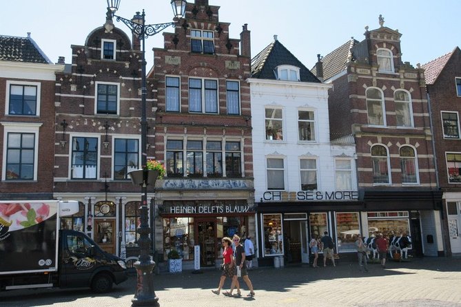 Delft City Trail: Interactive Smartphone Game  - The Hague - Just The Basics