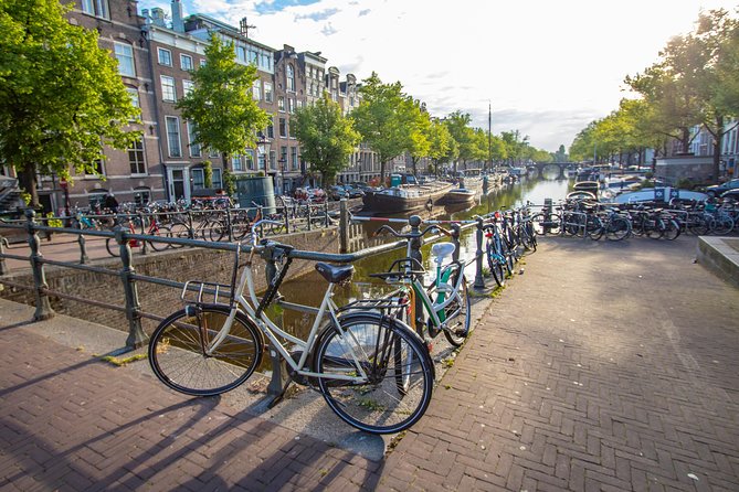 Explore the Instaworthy Spots of Amsterdam With a Local - Just The Basics