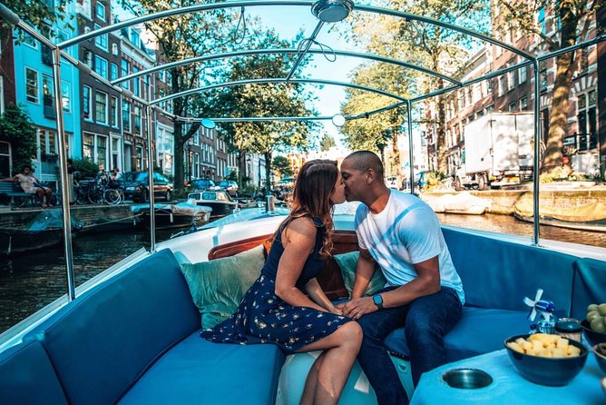 Private Romantic Canal Cruise Amsterdam With Bubbly and Snacks
