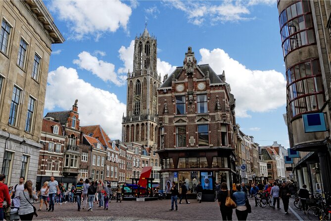 Utrecht Scavenger Hunt and Best Landmarks Self-Guided Tour - Just The Basics